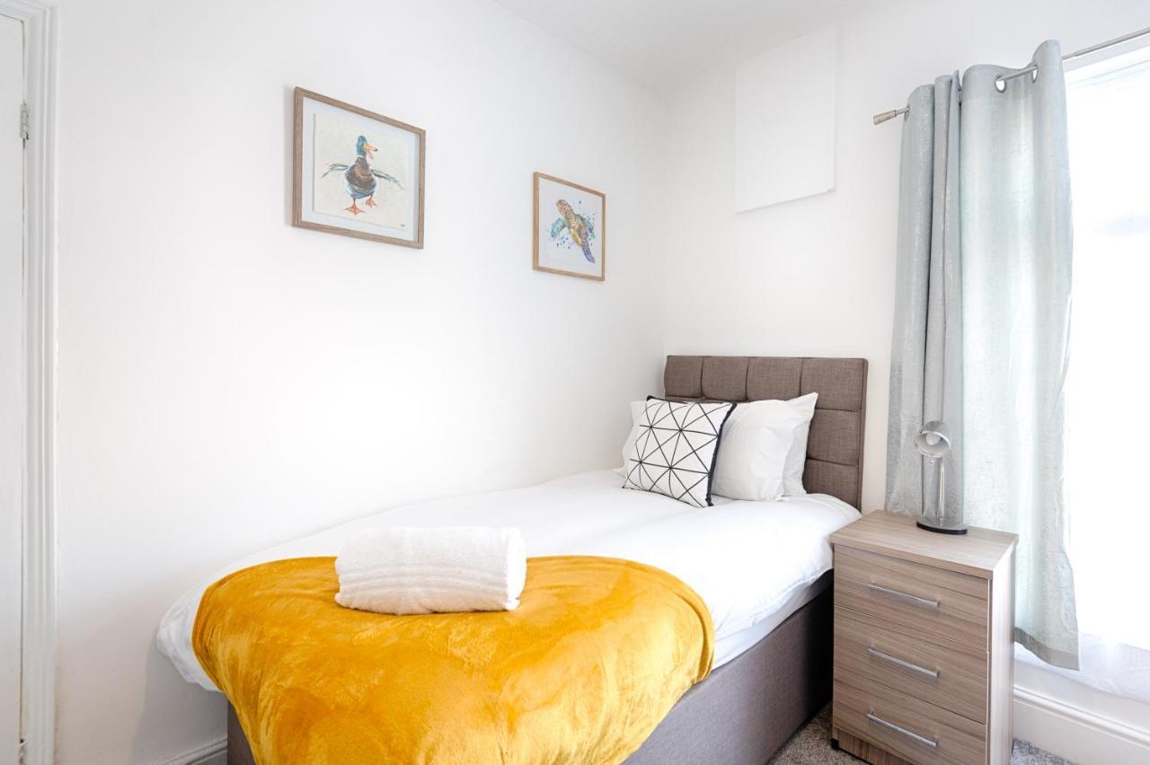 City Centre, Parking, Smart Tv'S In All Rooms Swansea Ngoại thất bức ảnh