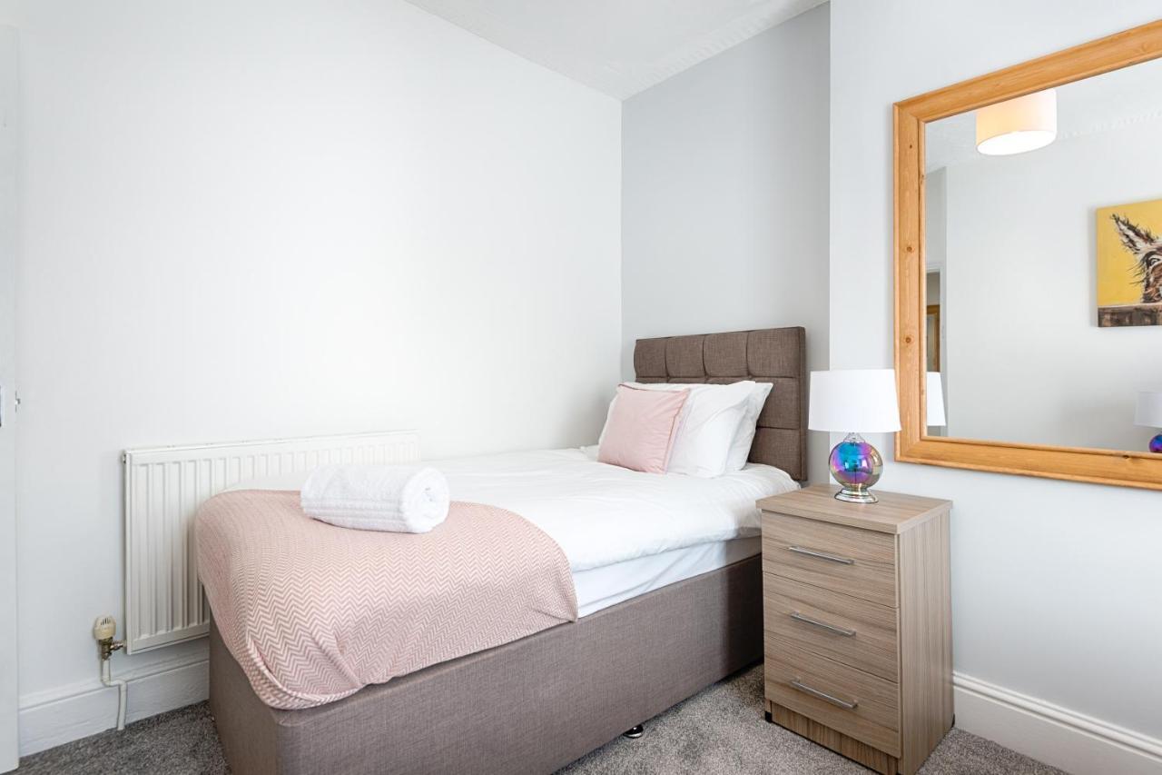 City Centre, Parking, Smart Tv'S In All Rooms Swansea Ngoại thất bức ảnh
